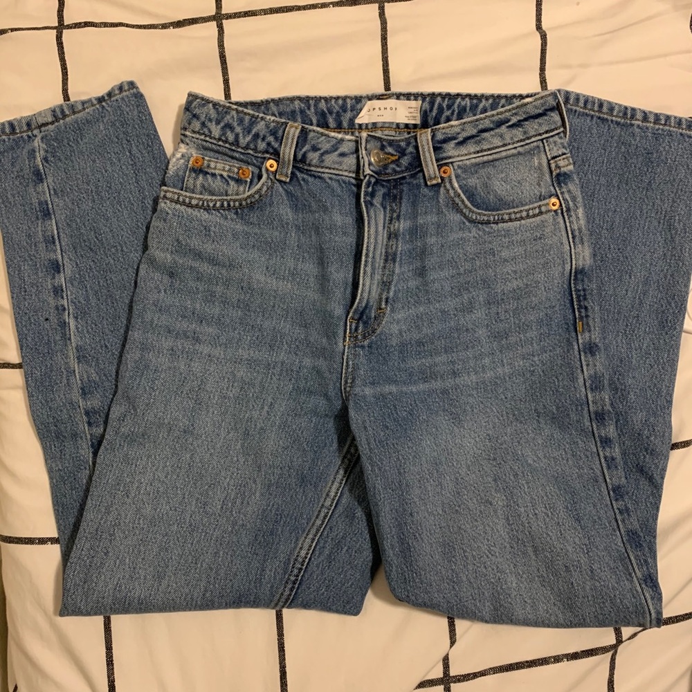 High-waisted Mom Jeans